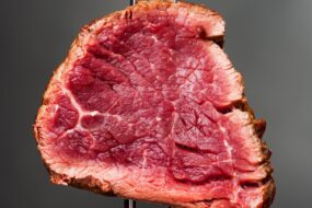 Jaka będzie przyszłość mięsa i&nbsp;mięso przyszłości? Najbliższe spotkanie z&nbsp;cyklu Food Working już 25 maja!