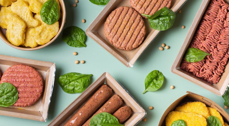 Od&nbsp;komórki do&nbsp;kiełbaski, czyli jak powstaje mięso komórkowe