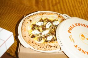 Wielorazowe opakowania na&nbsp;pizzę w&nbsp;PollyPizza – jak to&nbsp;działa?