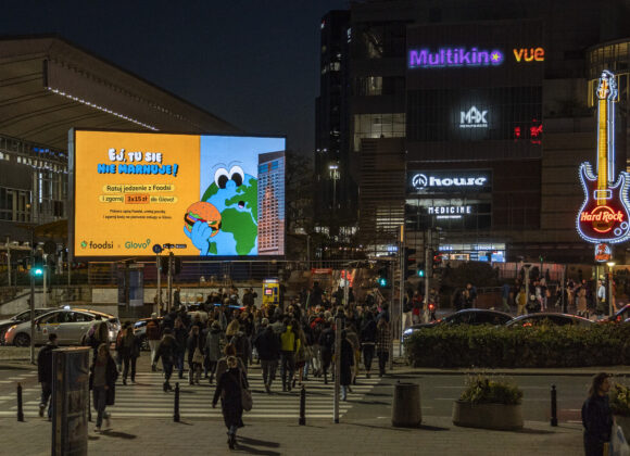 DOOH_Warszawa_Złote_Tarasy_Dw_Centralny (4)
