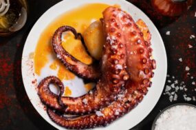 Ośmiornica – jak ją&nbsp;przygotować? Przewodnik krok po&nbsp;kroku