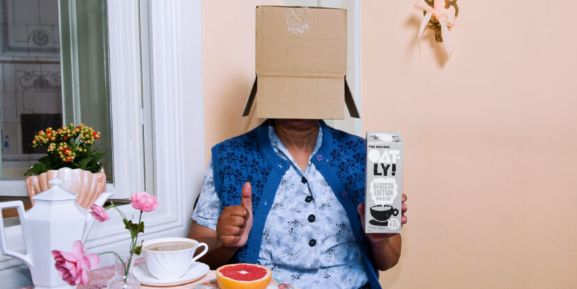 Oatly_CROSSMARKET_DACH_24_Barista_Campaign_Images_Clean_1920x1080px_02