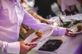 #BornToBeFoodie – świętuj 10 lat przy stole z&nbsp;RestaurantWeek®!