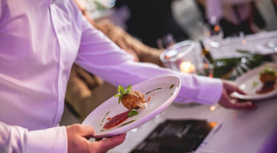 #BornToBeFoodie – świętuj 10 lat przy stole z&nbsp;RestaurantWeek®!