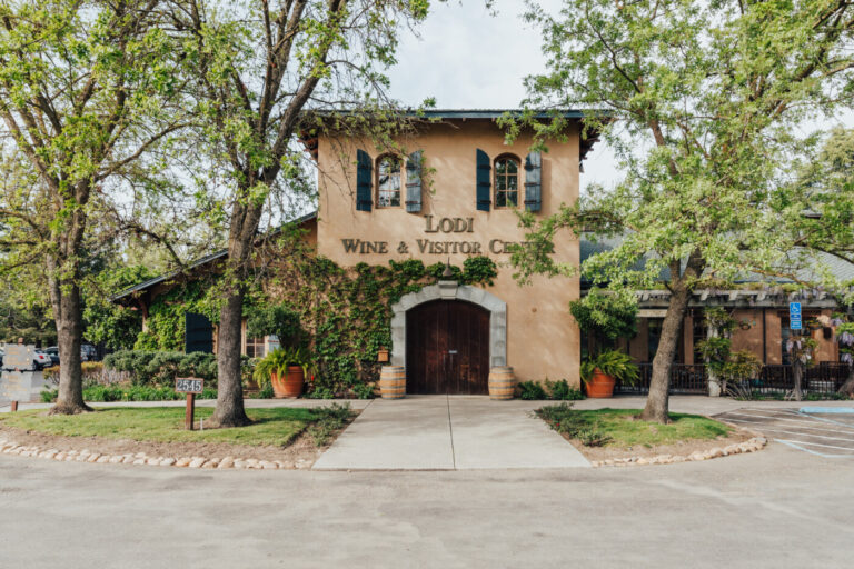 Lodi Wine Visitor Center Front_1_Stephanie Russo Photography_Lodi Winegrape Commission