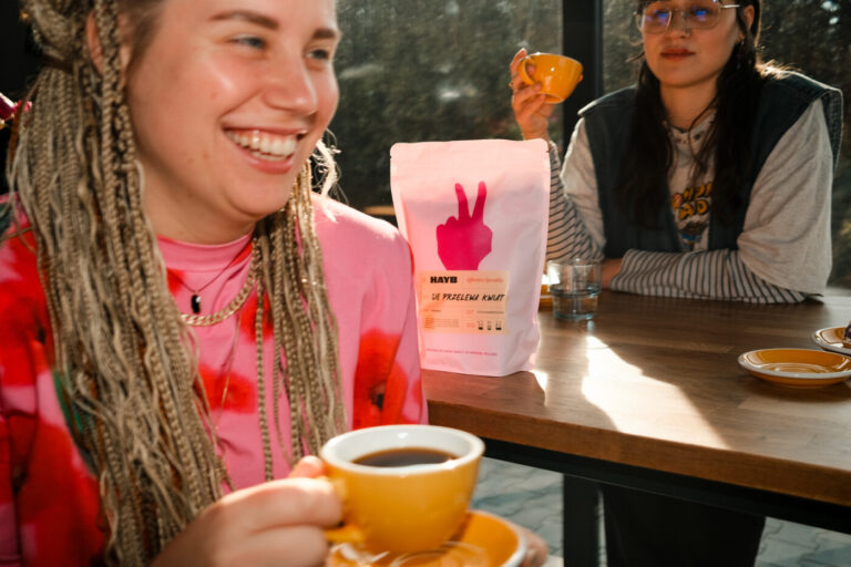 HAYB_Kwiat pomaga_fot. Grzegorz Sipiora