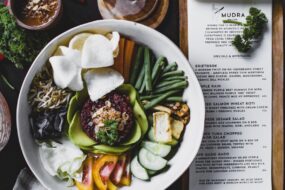 Jak stworzyć menu, które pokocha Generacja Z? Przewodnik dla restauratorów i&nbsp;brandów gastronomicznych