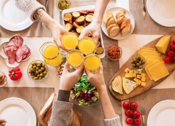 Trendy śniadaniowe 2025: jak zmienia się kultura porannych wyjść na miasto? www - fad-92