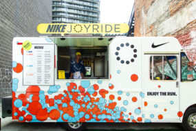 Food and Fashion: Dlaczego marki modowe chętnie organizują pop-upy związane z&nbsp;jedzeniem?