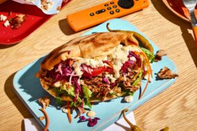 Kebab zamawiany co&nbsp;10 sekund – to&nbsp;najpopularniejsze danie w&nbsp;dostawie