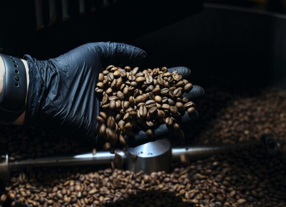 Tegoroczne świętowanie w branży kawowej ma wyjątkowo gorzki posmak – okiem palarni specialty COFFEEE PLANT_Palarnia kawy specialty (1)