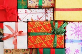 Prezentownik dla foodies 2025: 10 wyjątkowych prezentów, które ucieszą każdego miłośnika jedzenia