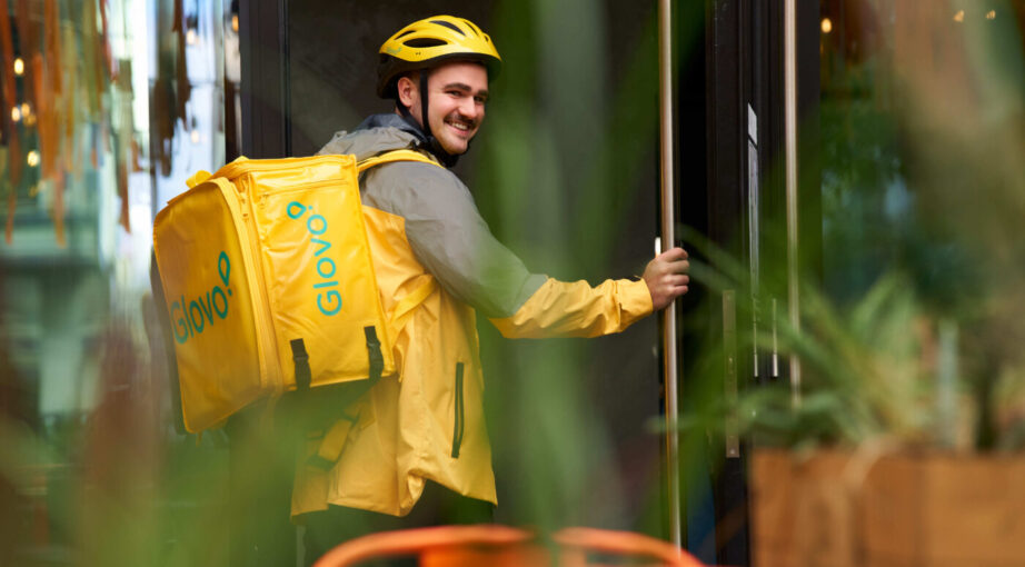 Świąteczny koszyk Polaków: co&nbsp;zamawiają tuż przed&nbsp;Wigilią i&nbsp;czy&nbsp;w&nbsp;tym roku wydadzą więcej?