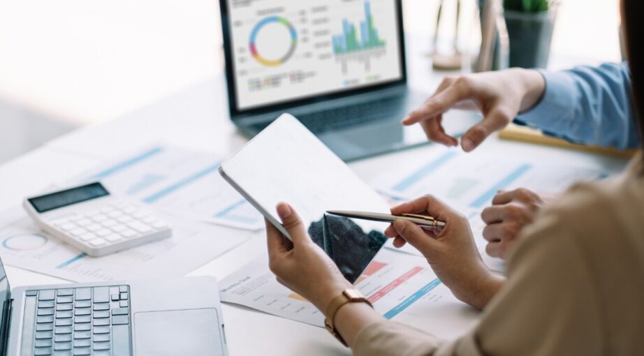 Marketingowy rachunek sumienia: jak przygotować markę na&nbsp;2026 rok? Kompletny poradnik Od&nbsp;kuchni