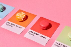 Co&nbsp;ma&nbsp;Pantone do&nbsp;talerza? Kolor, design i&nbsp;smak w&nbsp;jednym kadrze