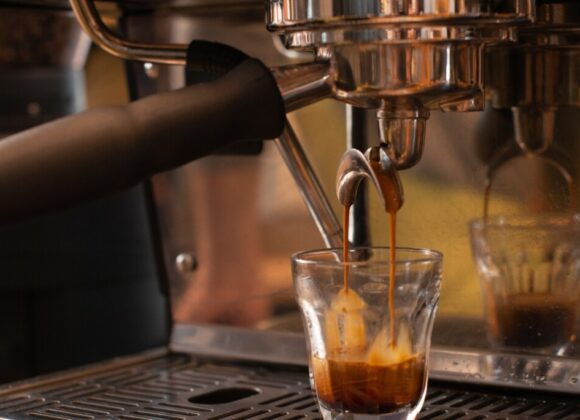 Dlaczego espresso jakości specialty zaczyna konkurować ze sklepowymi klasykami? www - fad