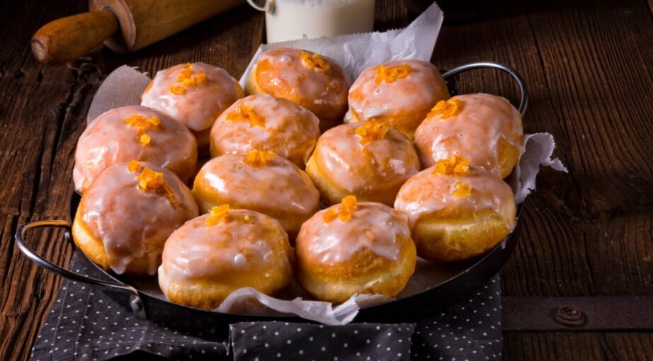 Tłusty Czwartek w&nbsp;komunikacji marek spożywczych. Jak na&nbsp;przestrzeni lat zmieniała się narracja tego dnia?