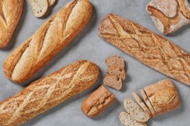Jakość ważniejsza niż cena. Jak zmienia się strategia sieci handlowych w&nbsp;kategorii pieczywa? [BADANIE]