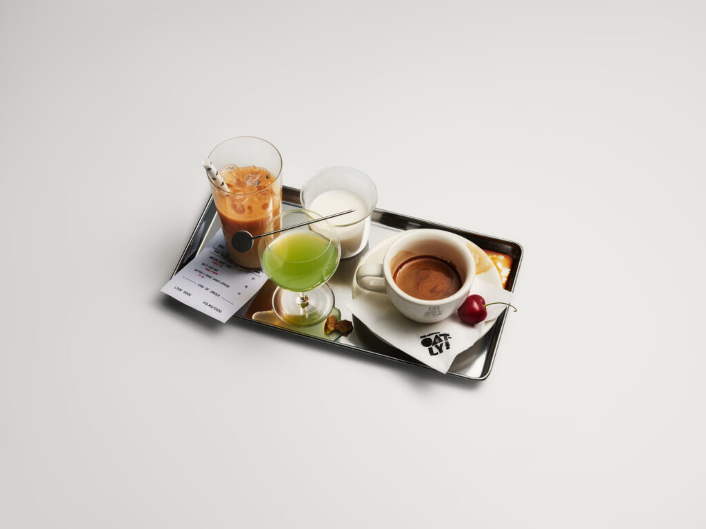 Czy&nbsp;to&nbsp;koniec ery flat white? W&nbsp;najnowszym raporcie Future of Taste marka Oatly przedstawia cztery kluczowe trendy, które  ukształtują ofertę kawiarni w&nbsp;2027 roku