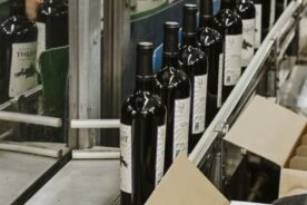 DOC, DOCG, AOC, DO&nbsp;– co&nbsp;właściwie oznaczają oznaczenia na&nbsp;etykietach wina?