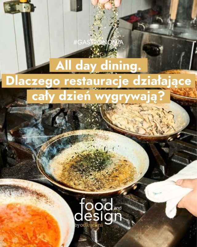 Są takie miejsca, do których wpadasz rano na kawę, wracasz na lunch, a wieczorem kończysz dzień przy kieliszku wina. ✨ To właśnie all day dining - koncept, który coraz mocniej zmienia współczesną gastronomię.Goście nie chcą już dostosowywać się do sztywnych godzin serwowania posiłków. Chcą korzystać z restauracji wtedy, kiedy mają na to ochotę. A lokale coraz częściej odpowiadają na te potrzeby.👉 Jeśli chcesz dowiedzieć się, dlaczego restauracje działające cały dzień wygrywają, link do artykułu znajdziesz w bio.#foodanddesign #alldaydining #gastronomia #restaurantdesign #hospitality #foodtrends #restaurantbusiness #hospitalitydesign #cafeculture #restaurantlife